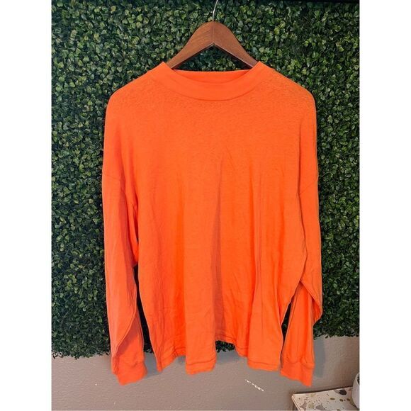 Urban Outfitters Oversized Orange Long Sleeve Size Medium NWT - Picture 1 of 2